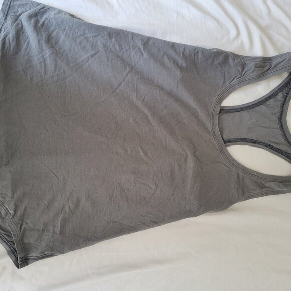 Lululemon Love Tank II Dark Olive sz 6 - Picture 2 of 6